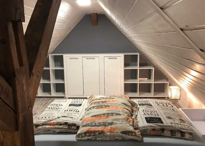 - Loft Apartment Pila (Pila)